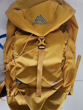 Gregory Women's Hiking Backpack - Jade 28LT